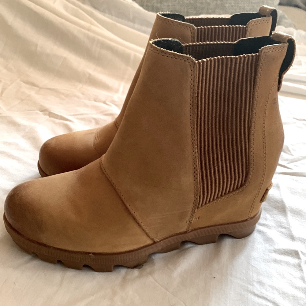 Sorel Wedge Bootie 6